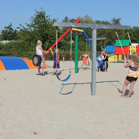 キャンプ場 Esbjerg Camping 3*